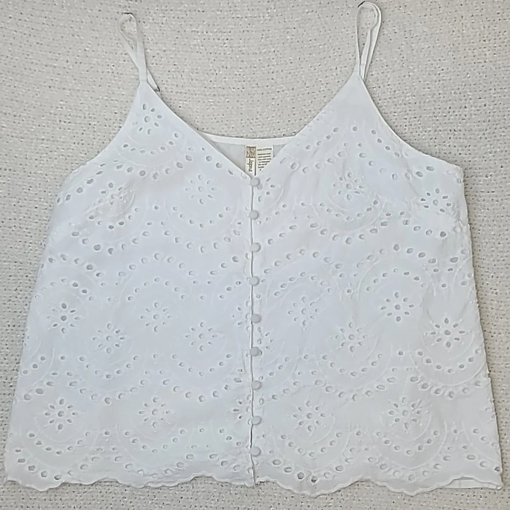 Japna Eyelet Lace Button Front V Neck Scalloped Hem Blouse/Tank Top in White
